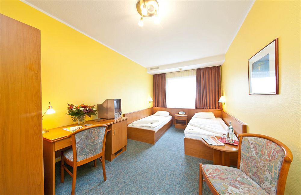 Hotel Norddeutscher Hof Hamburg-Harburg Exteriör bild