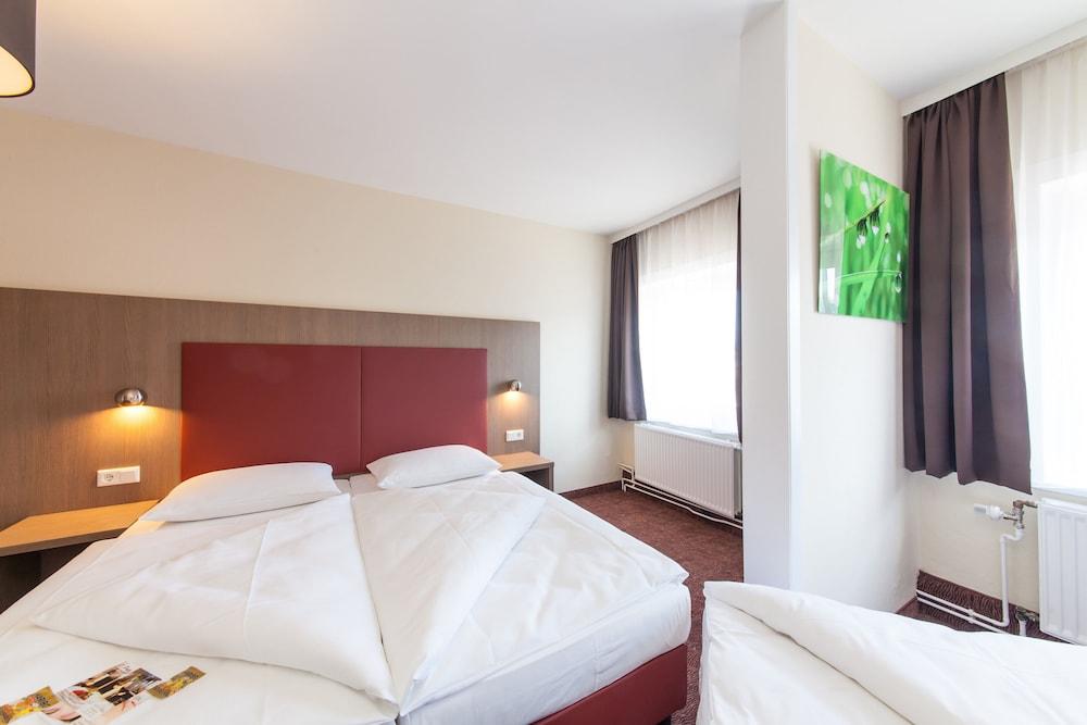 Hotel Norddeutscher Hof Hamburg-Harburg Exteriör bild
